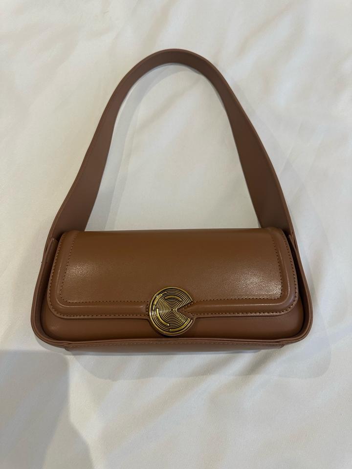 Сумка в коричневом цвете