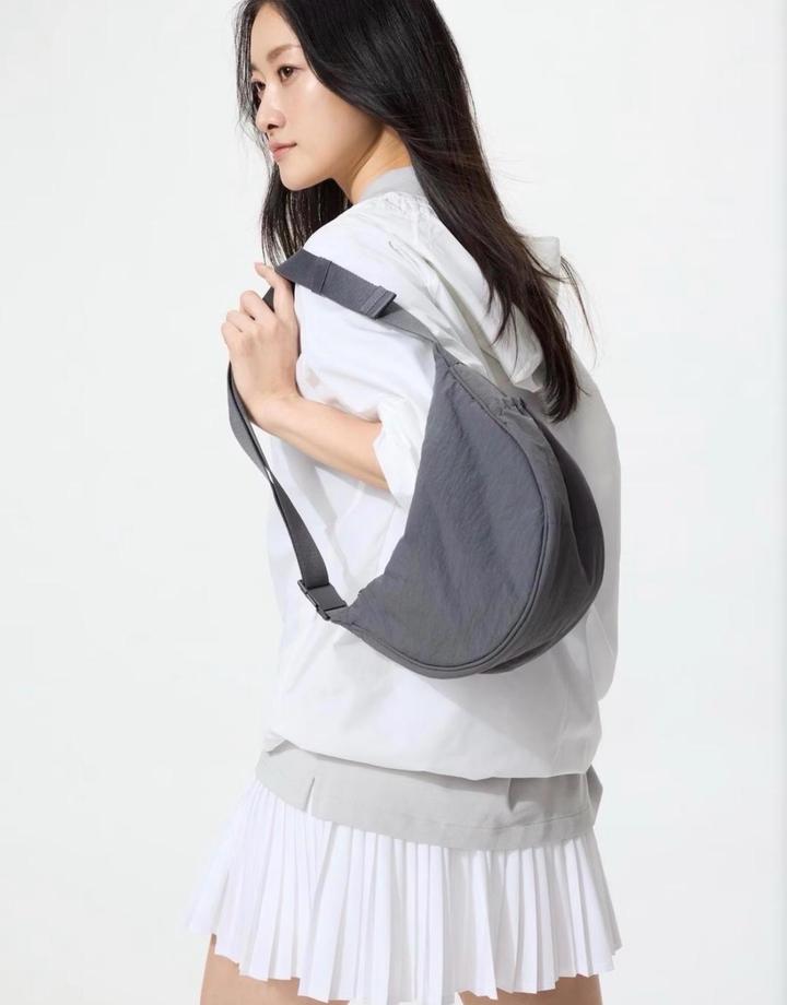 Сумка бананка Uniqlo