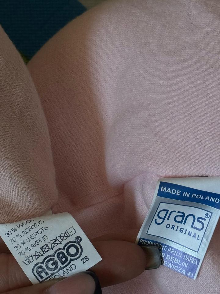 Две шапочки