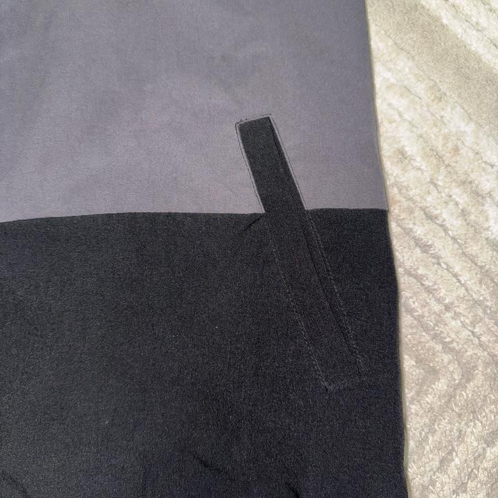 легкая курточка Armani