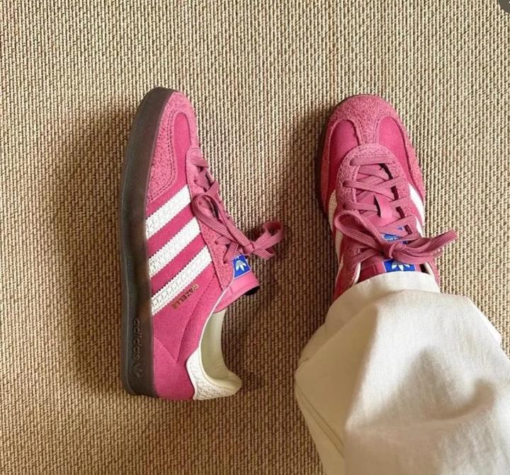 Кроссовки Адидас