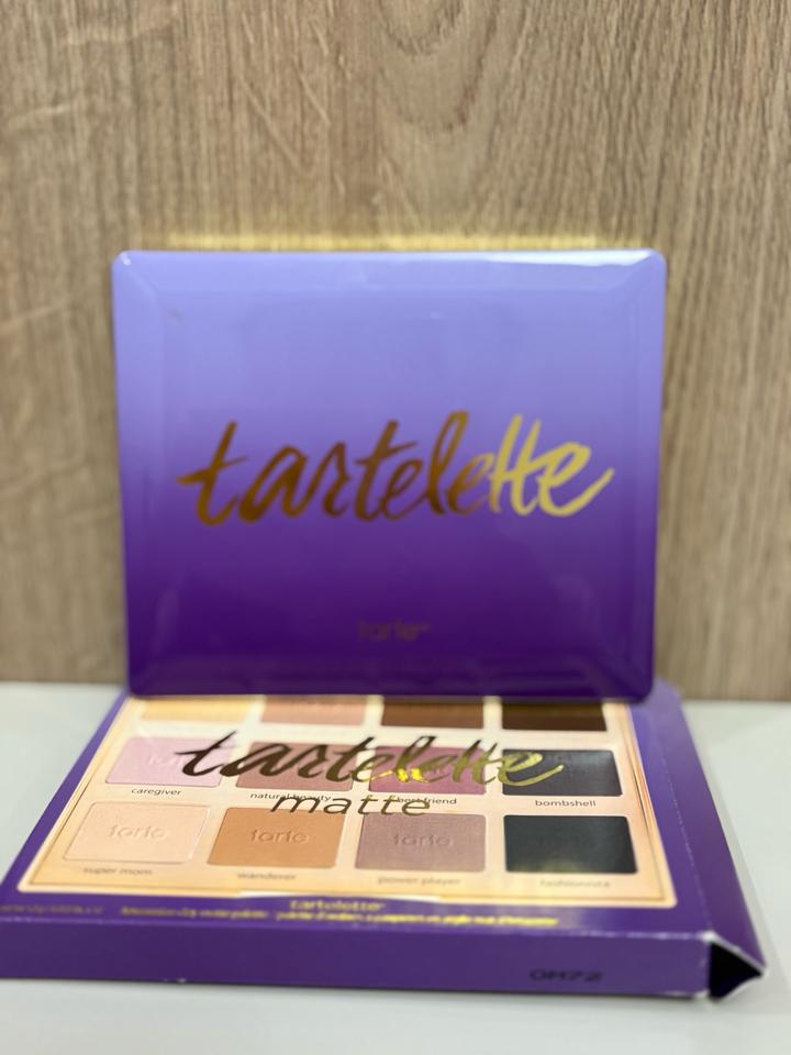 Палетка теней Tarte