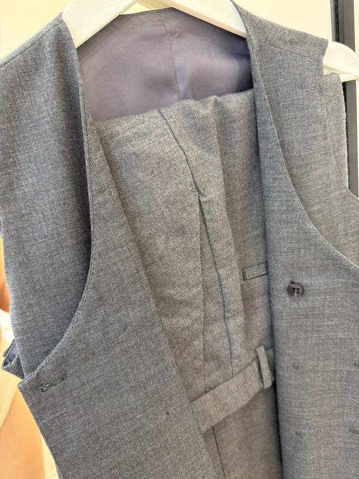 Комплект из жилетки no name и брюк Zara