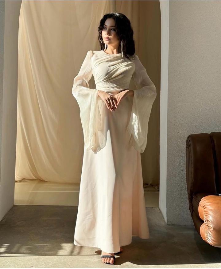 платье светло-бежевый