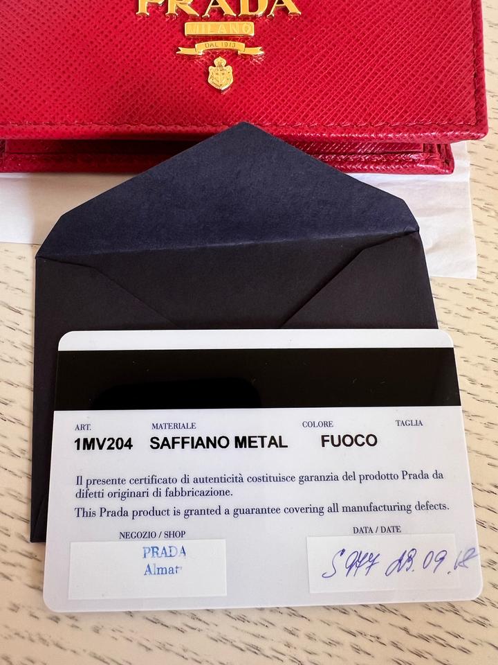 Кошелек Prada Saffiano Small Wallet