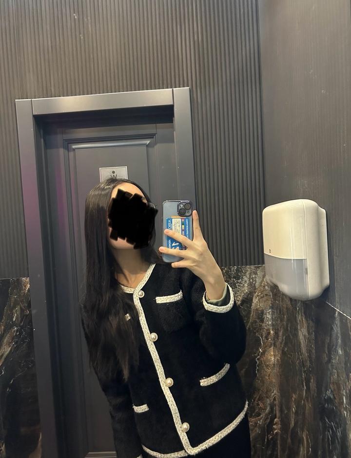 Чёрный утеплённый пиджак