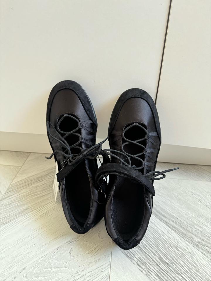 Балетки Uniqlo