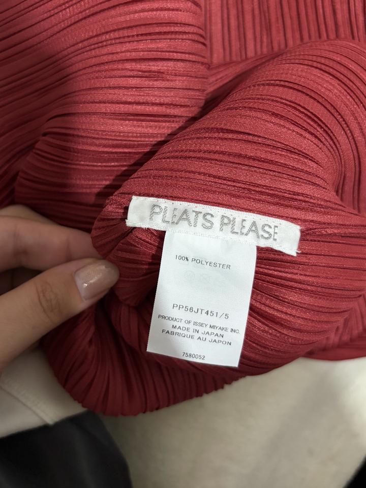 Топ Pleats Please Issey Miyake