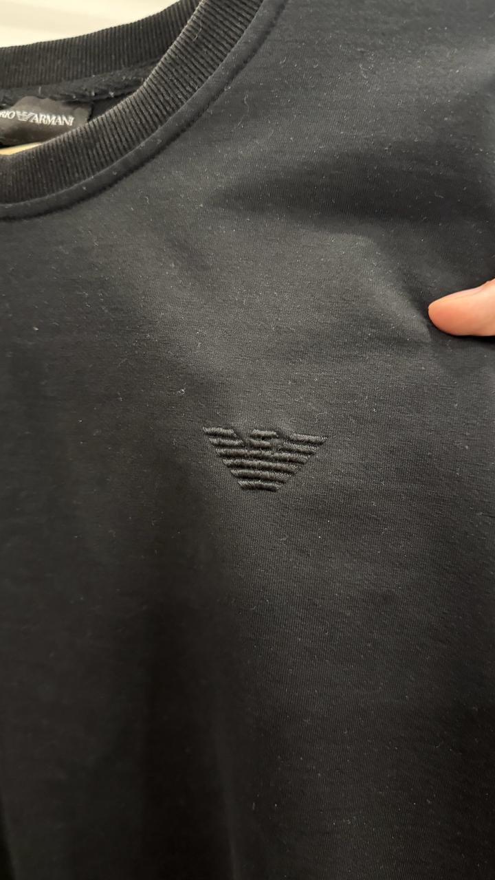 Черный свитшот Emporio Armani