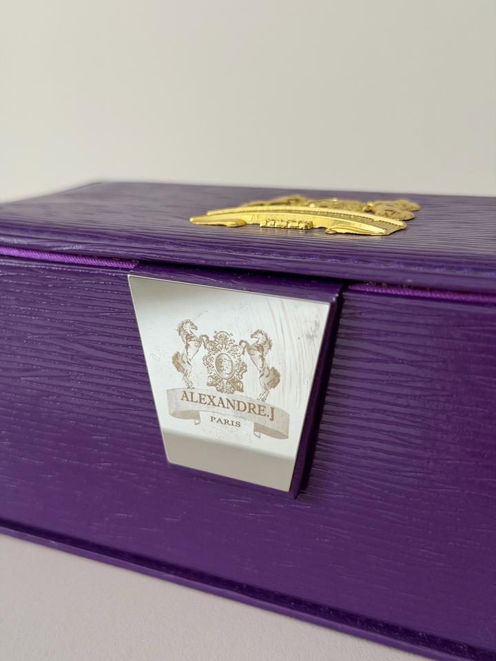 Парфюм от Alexandre J.