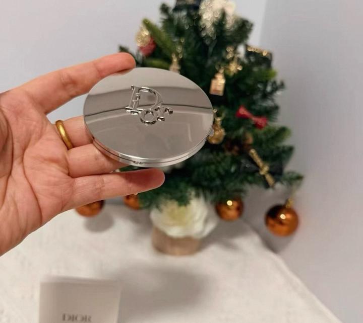 Зеркальце Dior