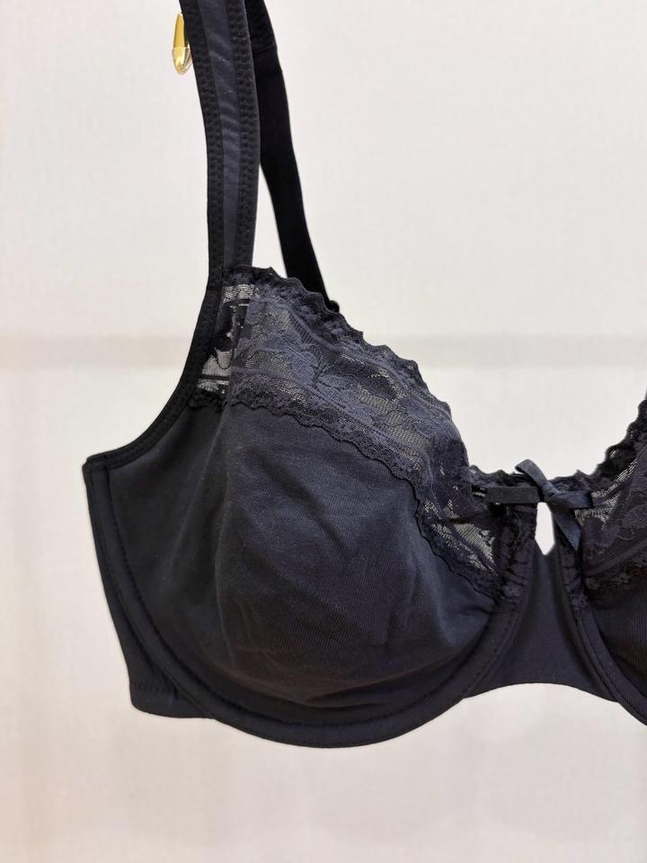 Бюстгальтер