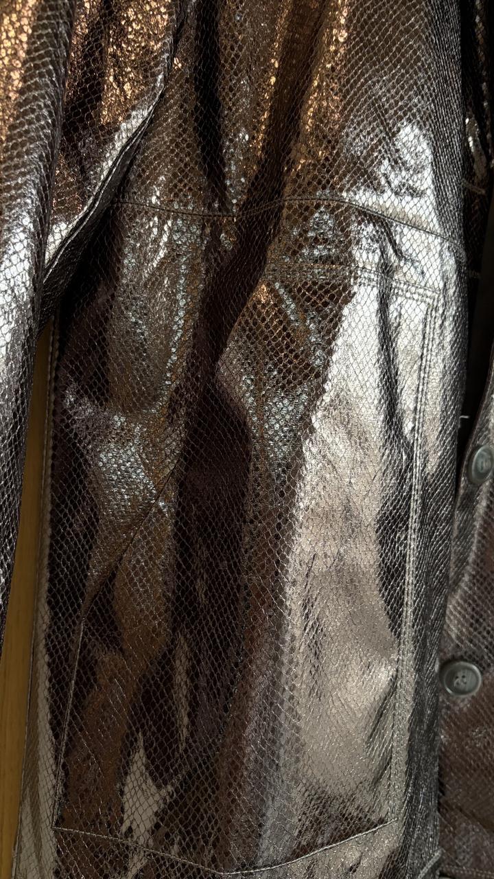 Металлическое пальто Hosbjerg