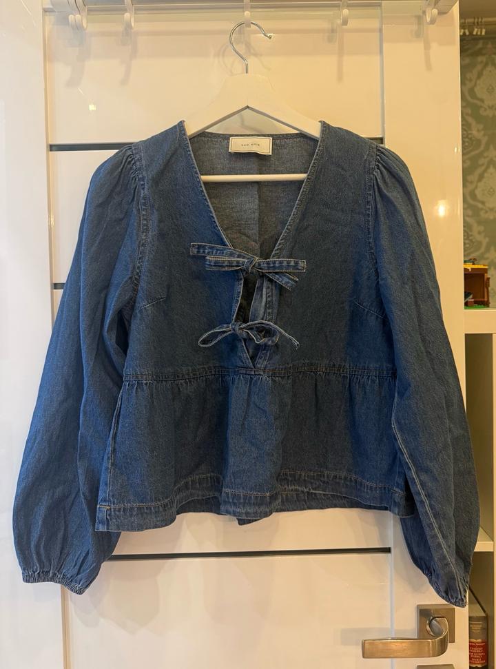 Джинсовая блузка