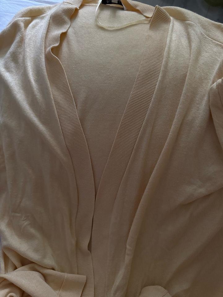 Кардиган b.young