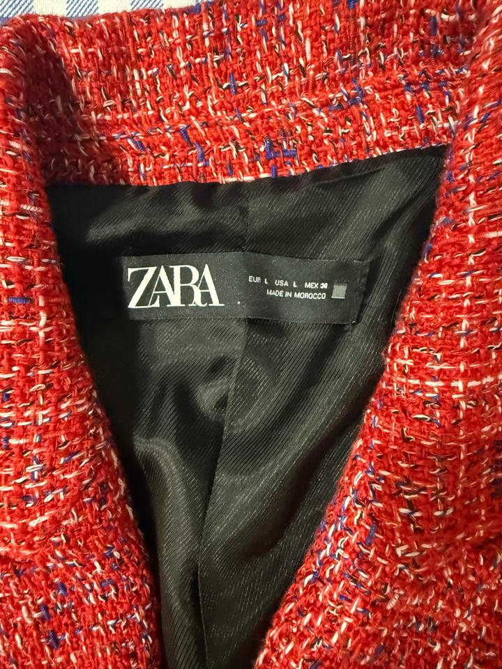 Твидовый пиджак от Зара