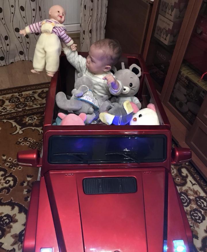 Электромобиль