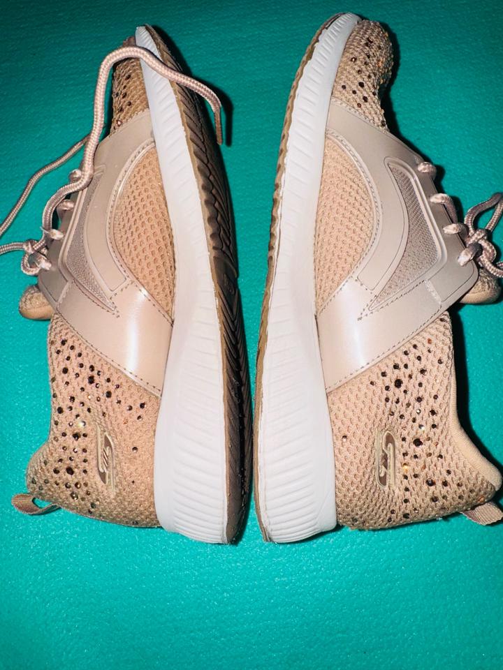 Женские кроссовки Skechers BOBS