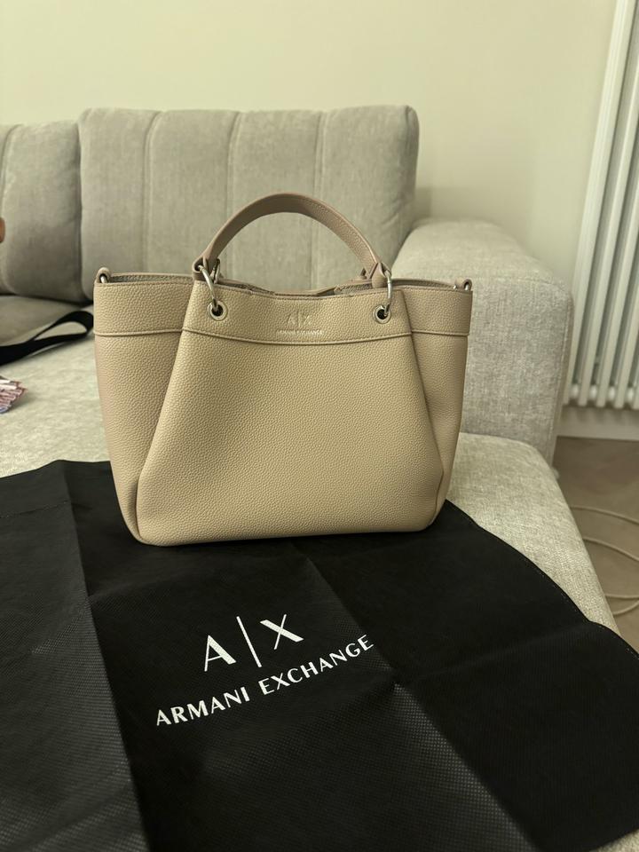 Сумка бежевая Armani Exchange