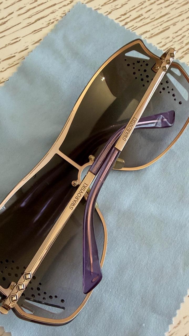 Очки Swarovski
