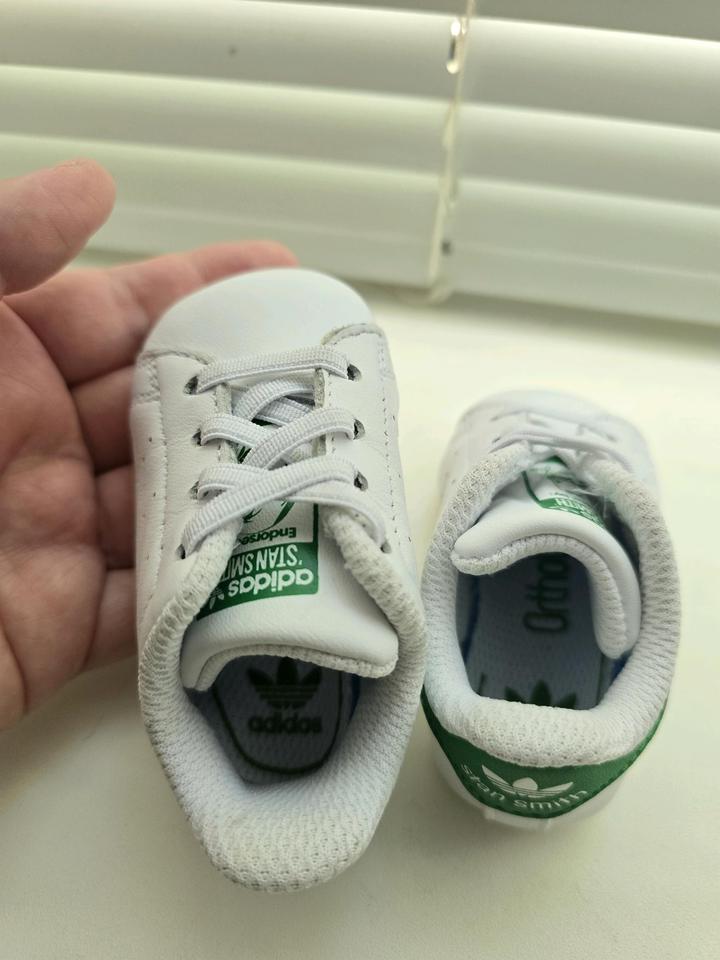 Adidas Stan Smith для малыша