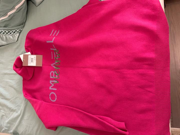 Розовая водолазка туника