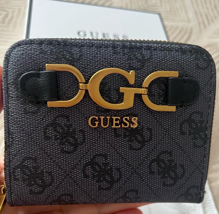 Кошелек от Guess