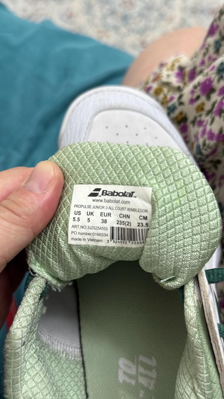 Теннисные кроссовки Babolat, оригинал, размер 38
