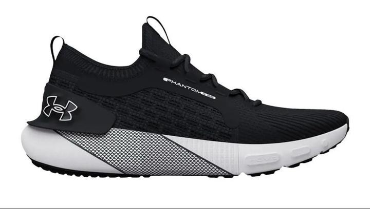 Женские кроссовки от under armour