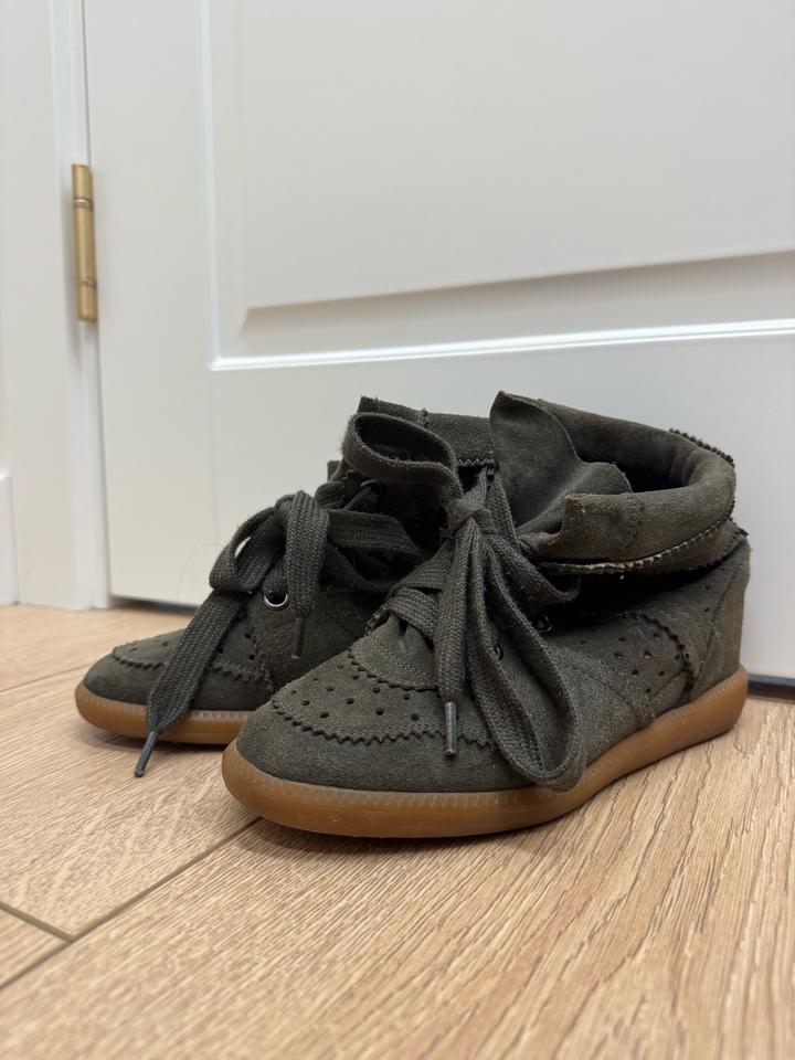 Isabelle marant Bobby кроссовки на танкетке.