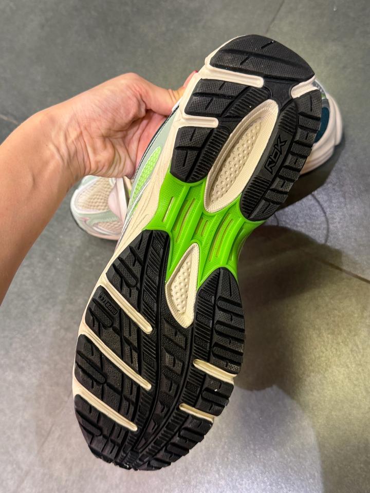 Кроссовки Reebok