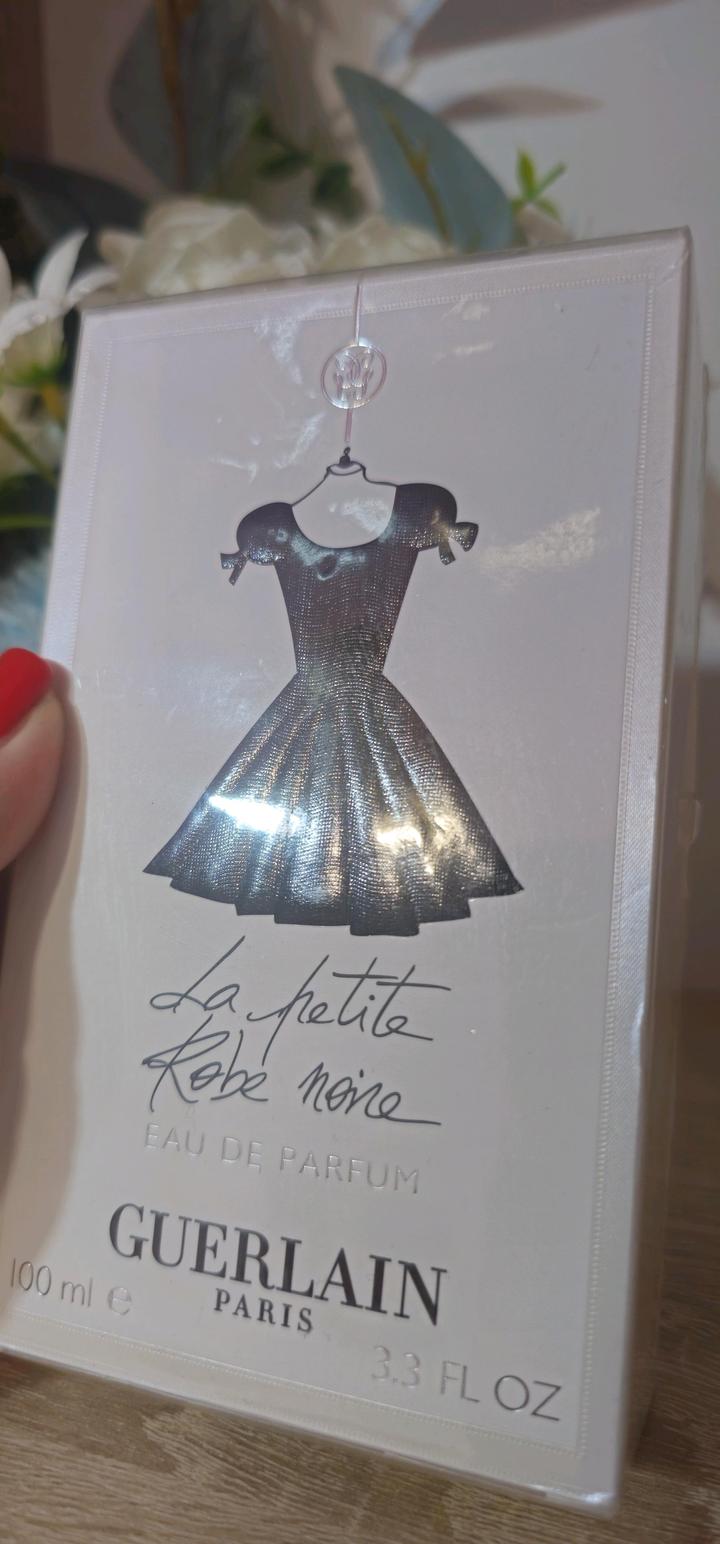 La Petite Robe Noire Guerlain