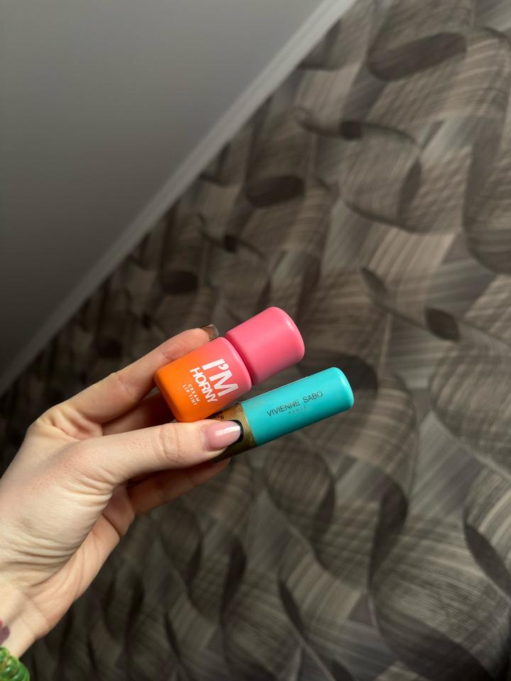 Тини и помада