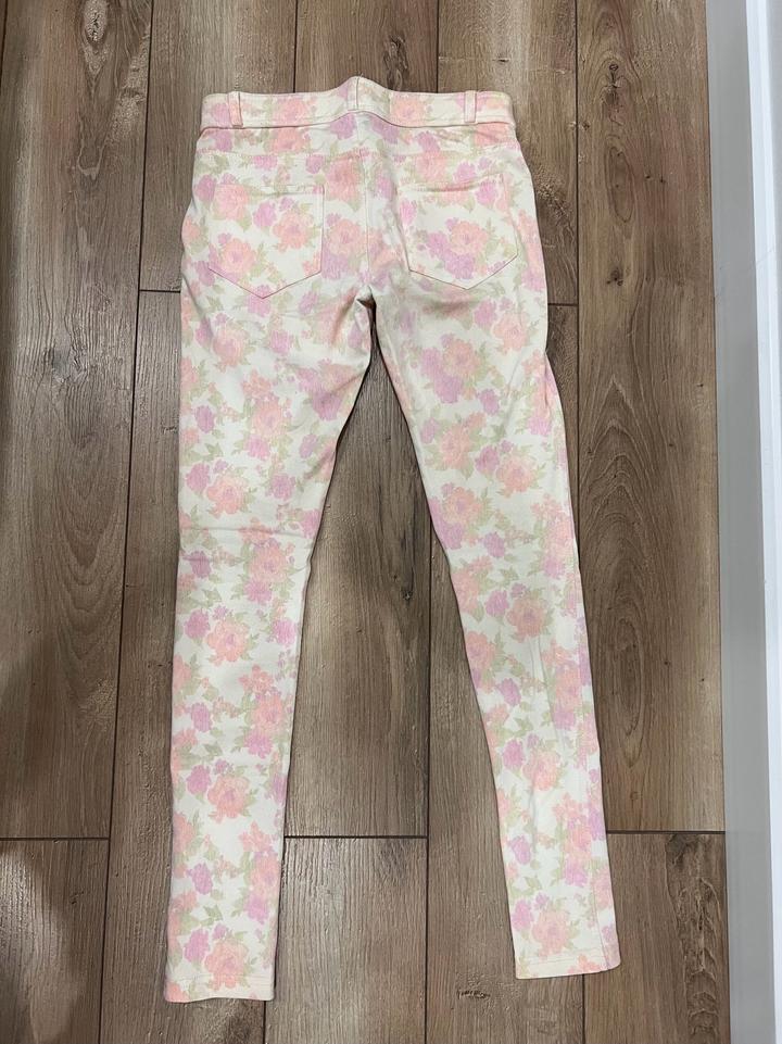 Розовые лосины