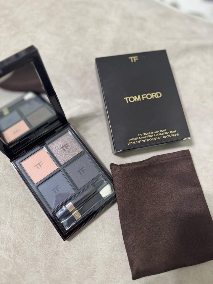 Палетка теней Tom Ford 46 Iconic smoke