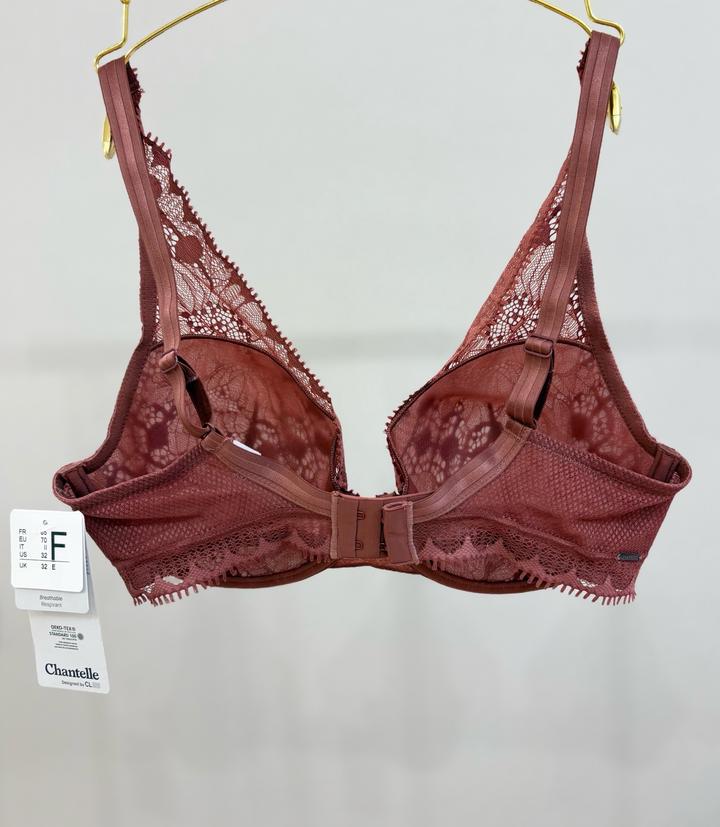 Бюстгальтер, Chantelle