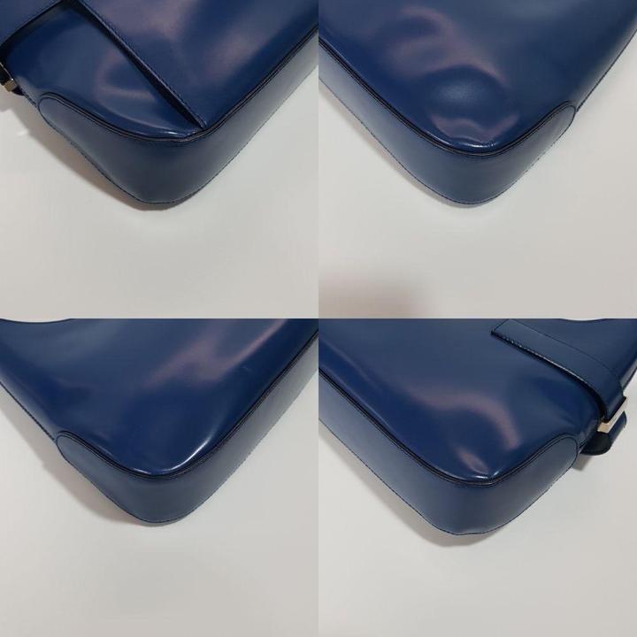 Ferragamo Gancini shoulder bag