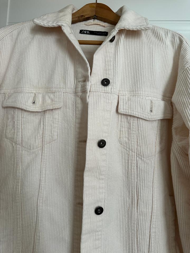 Вельветовая куртка Zara