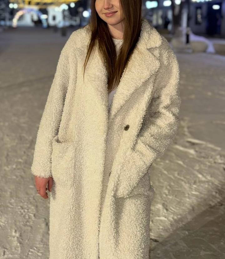 Белое пальто Тэдди