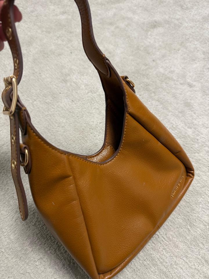 Сумка Charles Keith