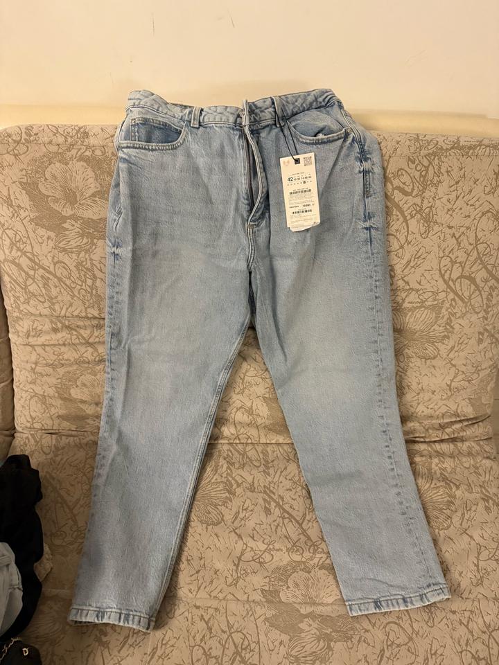 Новые джинсы Zara