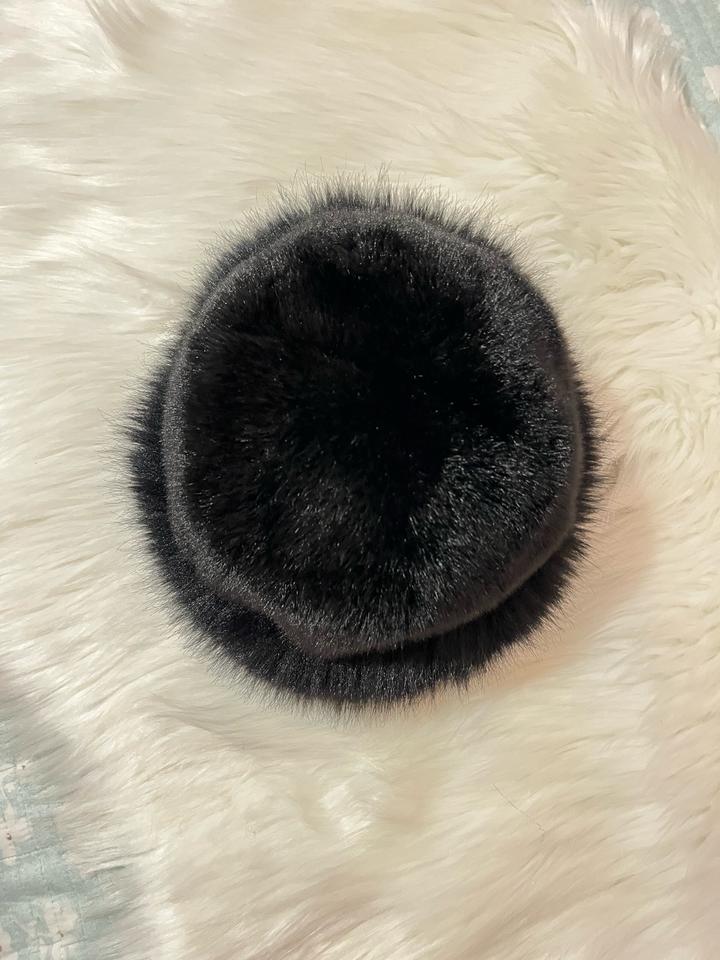 Шапка с мехом 🖤
