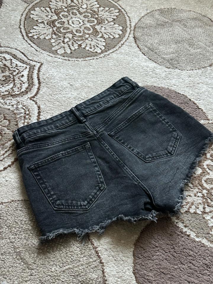 Черный шорты Zara