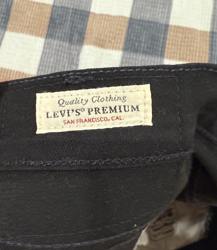 Новые джинсы Levi’s