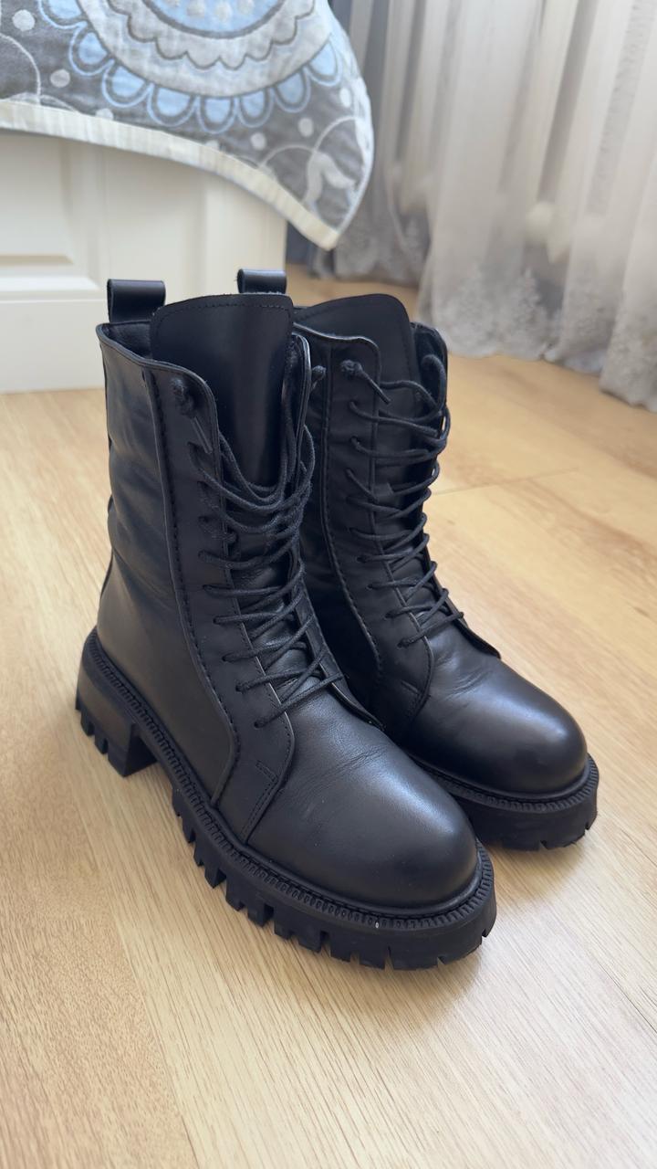 Женские ботинки Imperio