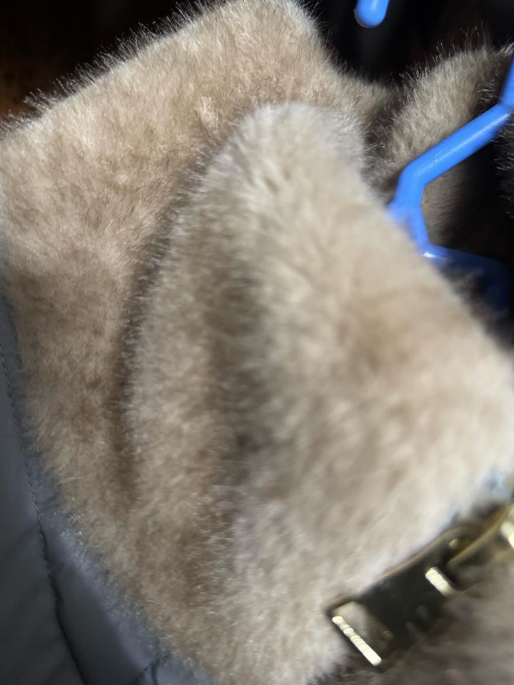 Зимняя куртка с норковым воротником