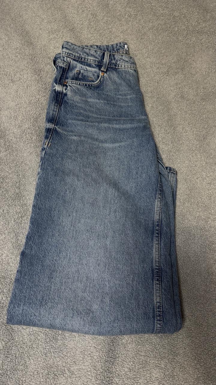 Джинсы Zara