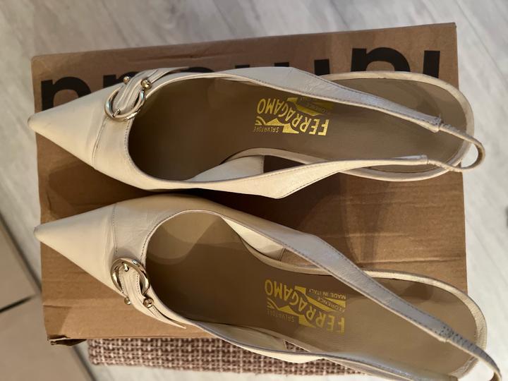 Босоножки Ferragamo