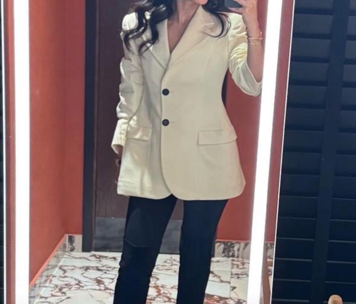 белый пиджак EITHER