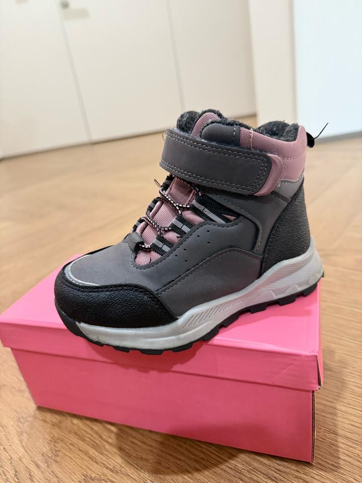 Осенние ботинки на девочку